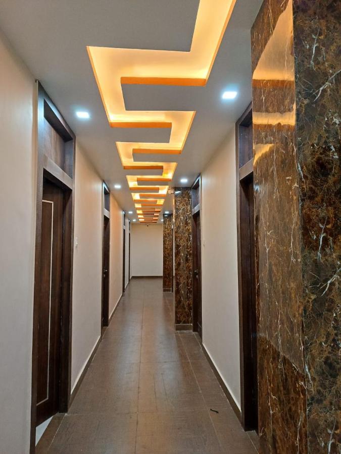 Hotel Cross Road By Wb Inn Unnao Luaran gambar
