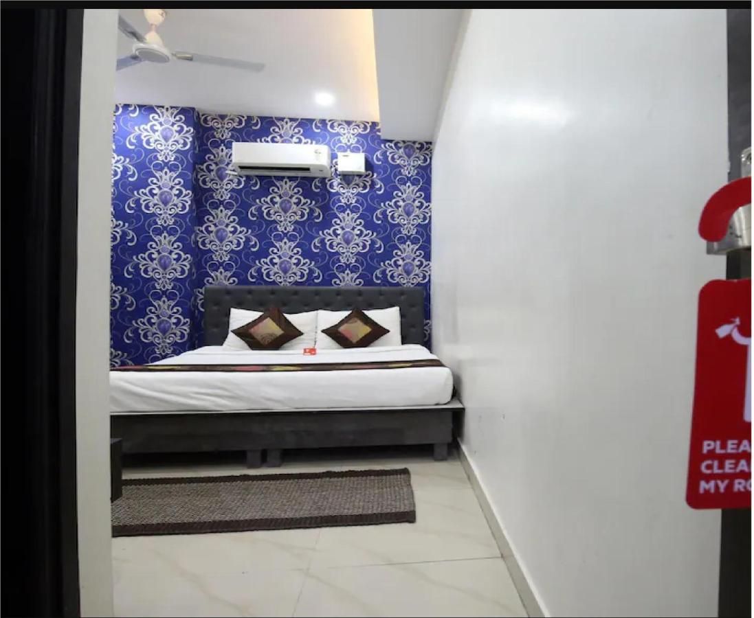 Hotel Cross Road By Wb Inn Unnao Luaran gambar