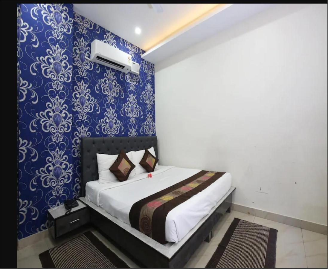 Hotel Cross Road By Wb Inn Unnao Luaran gambar